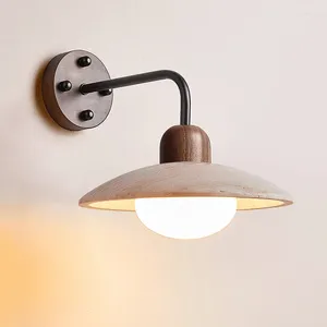 Lampa ścienna kreatywna designer miękka dekoracja nordycka minimalistyczna japońska wbi sypialnia sypialnia nocna ambienta