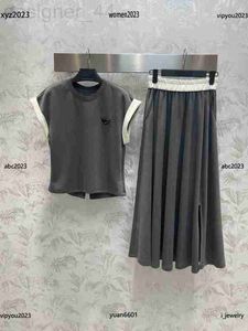 Two Piece Dress designer clothedress girl piedress Size S-L Sleeveless contrasting T-shirt and waisted elastic split skirt June25 UW7A