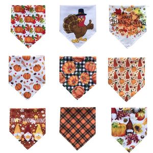 Hundkläder 10 Pack Thanksgiving Bandana Bibbs Pumpkin Turkey Scarf Triangle Autumn Pet Bandanas för små medium stora hundar