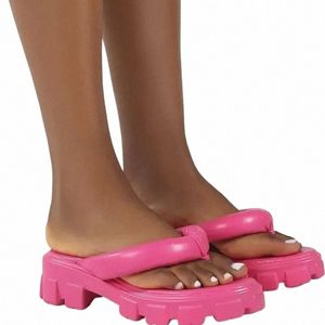 Terlik 2023 Yaz Kadınlar Sıradan Masaj Dayanıklı Flip Flops Plaj Sandaletleri Kadın Kama Ayakkabıları Leydi Odası Zapatos 88RP#