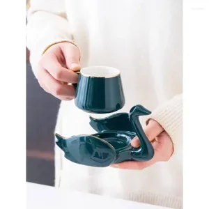 Fincan tabakları nordic seramikler yaratıcı enfes kuğu kahve fincanı ile phnom penh çay fincanı sofra seti espresso bardak kupa tabak