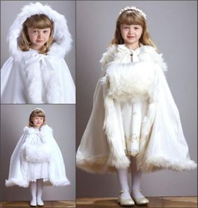 Simpatico cappotto da sposa invernale Princess Flower Grils Mantello da sposa in raso avorio con finiture in pelliccia Mantello da sposa Accessori natalizi vintage7670546