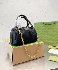 Дизайнерская сумка Matelasse Тисненые бостонские сумки Кожаная модная сумка через плечо с цепочкой через плечо Сумки на молнии с тиснением букв
