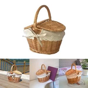 Storage Baskets Handmade Rattan Woven Storage Baskets Snack Fruit Basket With Handle for Camping Picnic Food Storage Container With Double Lids