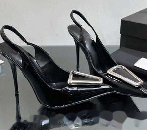Kvalitetsklänningskor Designers Sandaler för kvinnors strass fyrkantiga spänne pumpar högklackade pekade tår slingbacka stiletthäl designer sko