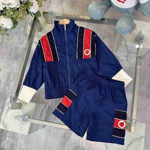 Brand Boys TrackSuits Zestaw Płaszcz Ubrania dla niemowląt Rozmiar 90-160 cm dwuczęściowy zestaw kurtki z długim rękawem i swobodne spodenki 24MAR