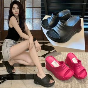 299 2024 Summer Slippers Sole Thick for Women Wearing Matsutake and Heightened Black High Heel Wedge 911