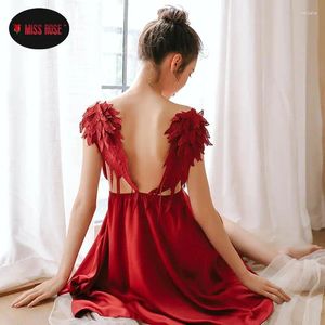 Abiti casual Donne Donne Red Satin Silk A Line Dress Lady Beauty Wing Back Ingel French Style French Lolita Super Fairy Fairy Lussuoso Vestido