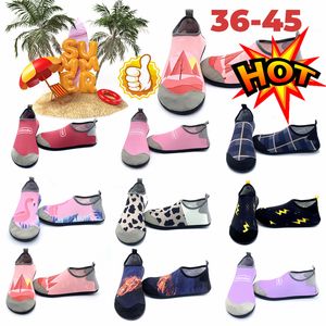 الأحذية الرياضية Gai Sandals الرجال والنساء الخوض الأحذية حافي القدمين سباحة المياه الأحذية في الهواء الطلق شاطئ الزوجين الأزرق الأحذية حجم 34-45 يورو