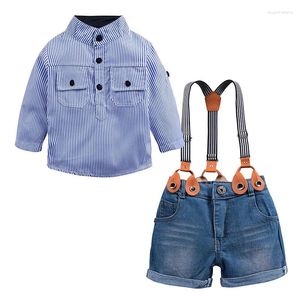 衣料品セット2024男の子幼児トップショートパンツ子供用ストライプシャツキッズスーツジーンズのオーバーオール