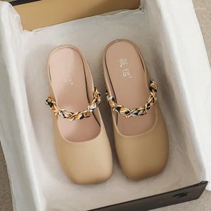 Hausschuhe Casual Shoes Slides Slaser großer Rivet Cover Toe Low Slipers Frauen 2024 Modeskandal neuester Sommer mit Box SZ 36-45