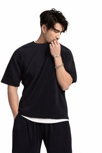 miyake Pleated T Shirt For Men Summer Clothes Short Sleeve Plain T-Shirt Fi Black Shirts Round Collar Sports Top W9Sr#