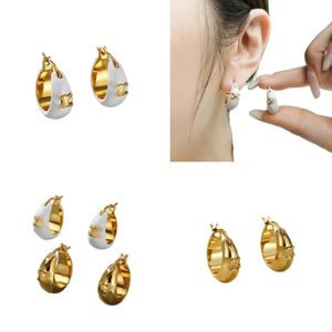 Luxury Luxury Earring Woman Designer 18K Plated Gold Circle Hoop Earings For Herr Fashion Ornament Huggie Oorbellen God kvalitet ZH204 H4