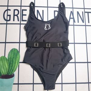 Kadın Yüzme Kadın Tasarımcısı Tek Parçalı Mayo Seksi Siyah Beyaz Lüks Bodysuit Ladies Yaz Bikinileri Yüzme Giyim Marka Beach Giyim Megogh CXD2403279-12