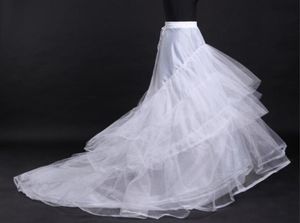 Billiga vita tyll bröllopsklänningar petticoat tåg petticoats 3 hoops 4 lager aline lång tågklänning underskirt brudklänning crino34700923