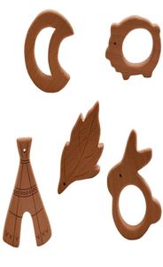 10PcsLot Baby Chew Toys Wooden Teether Beech Animal Shape Teething For NewBorn Accessories Diy Pendant Chewable Teether LJ2011139569273
