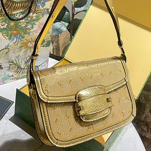 Borsa di lusso con diamanti Borsa a tracolla di design Borse con patta Borsa a tracolla in pelle di alta qualità Portafoglio con pochette Designer Lettere Stampe Borsa a tracolla con hardware dorato