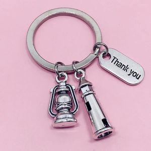 Chaveiros Chaveiro Obrigado Chaveiro Farol Querosene Lâmpada Metal Bolsa Pendurada Decoração Pai Pingente