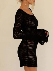 Kvinnor Bikini Cover Ups Summer Crochet Cutout Backless Long Sleeve Mini Dress Beach Bathing Suit Coverup