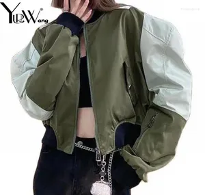 Kvinnorjackor Yuerwang Women Coat Patchwork Puff Sleeve Shoulder Padded Short Motorcycle Jacket Fashion All Match Female Autumn Tops 2024