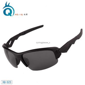 새로운 사이클링 안경 UV 저항성 야외 스포츠 유니esex 남성과 여성을위한 편광 XQ-523