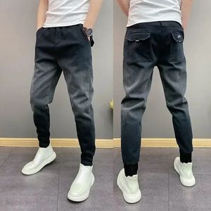Autumn Winter Mens Casual Jeans Fashion Thicked All-Match Denim Pants High Quality Designer Manliga byxor 240322