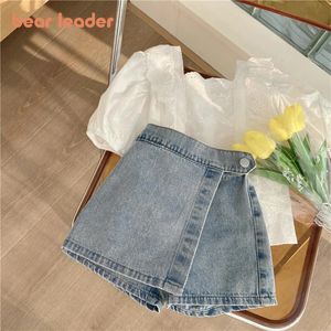 Bear Leader Girls Suit Summer Korean Sweet Lace Hollow Shirt Fake Two Denim Shorts Kids Clothes 240313