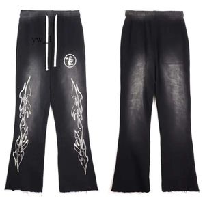 Felpa con cappuccio Hellstar Felpa con cappuccio da uomo Designer Felpa con cappuccio di lusso per uomo e donna Tide Brand con fiamma tinta di fango Retro Casual Wash Water Trend Micro Speaker Pants 7676