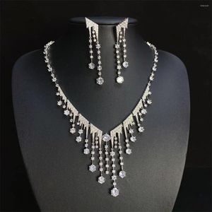Halsbandörhängen Set 2024 Tassel full av stjärnor Brud Zirconia Clear CZ Copper Platinum Plated Banquet Senior Jewelry