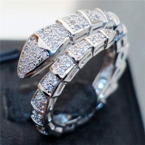 Marke 925 Sterling Silber Schlange Ringe für Frauen Luxus Pave Diamant Verlobungsring Hochzeit Weiß Topas Schmuck gestempelt 10kt Clust266E