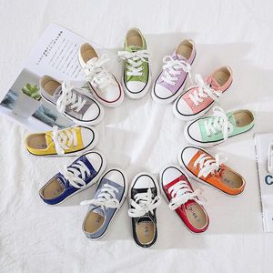 Scarpe da bambino in tela per bambini che corrono verde nero colore rosso neonati maschi ragazze scarpe da ginnastica per bambini scarpe per bambini protezione del piede scarpe casual impermeabili K8EC #