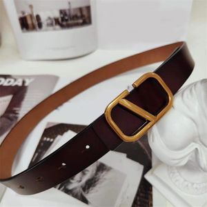 Business Womens Designer Belt Brass Letter V Belt Gold Color Retro Buckle 2 5cm Cinturon Solid Color Casual Fashion Black Multisiz2748