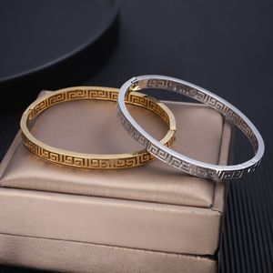 Stylish simple 18K gold ins style national Great Wall pattern bracelet does not fade titanium steel women's bracelet