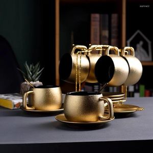 Canecas Top Grade Dubai Nobre Luxo Golden Latte Caneca Pires Set Cerâmica De Ouro Fosco Tarde Teacup Cappuccino Cup Titular Livre