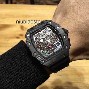 男性WATCHLUXURY WRISTWATCH WATCH CARBOL FIBER多機能自動機械性パーソナリティLarge Diyapd