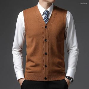 Gilet da uomo Livello 4 Super Anti-pilling Grado superiore Pleuche Inverno Scollo a V Cardigan in maglia di lana di marca di moda Gilet maglione casual senza maniche