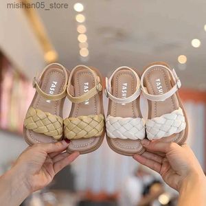 Sandalet Çocuk Yaz Öncesi Daire Kız Moda Plajı Sandalet Prenses Elbise Partisi Yumuşak Sole Bebek Okul Öncesi Ayakkabıları Q240328