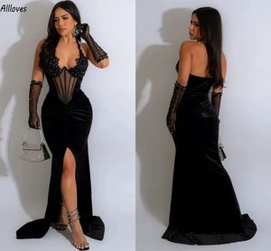 Sexy Halter Black Velvet Evening Dresses For African Women Vintage Boning Lace Beaded Special Occasion Prom Gowns Front Split Backless Formal Party Dress CL3428