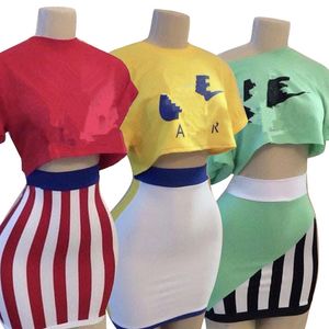 Designer de vestido de verão define mulheres roupas de manga curta t-shirt colheita top e mini saia dois conjuntos de peças bodycon saia ternos street wear roupas por atacado em massa