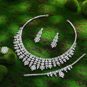 Комплект ожерелья и серег, мода 2024, 4 шт., свадебные циркониевые полные женские вечерние украшения, роскошные свадебные украшения с нигерийскими кристаллами в Дубае