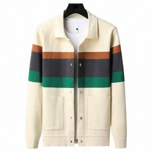 2023 Spring and Autumn Brand New Men's Knitted Jacket High end Fi Persality Ctrast Stripe Casual Sweater Cardigan Coat D356#