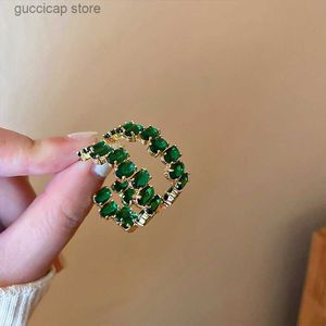 Charm Emerald Oval Crystal Hoop örhängen för kvinnor Fashion Rhinestone Design Circle Earrings 2023 Trend Girls Y240328