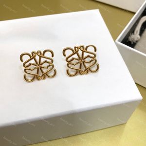 Moda letras brincos para mulheres simples brinco de luxo designer jóias ouro aretes homens brincos com caixa designers accessor259c
