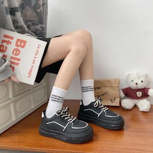 Casual Shoes 2024 Autumn Dad's Women's Black Breathable Single Flat Bottom Versatile Low Top Cake Thick Sole Sports