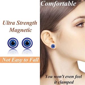 スタッドイヤリング磁気引力青い目は女性のための耳のピアススタッドなし女の子トレンディな健康的な減量飾り