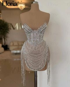 Partykleider Mode Sexy Kurzes Abendkleid mit Silberkette Elegant für Clubbing 2024 Cocktail Maßgeschneidertes Outfit Vollperle