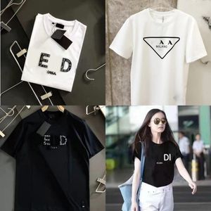 Summer Men Women Designers T Shirts Loose Oversize Tees Apparel Fashion Topps Mans Casual Chest Letter Shirt Luxury Street Shorts Sleeve Clothes Mens Tshirts 5a