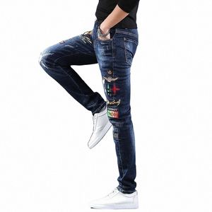 2022 Men's Embroidered Jeans Men's Pencil Pants Brand Slim Casual Small Feet Ripped Hole Trend Pants Autumn Winter Trousers Q7Wq#