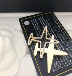 Coco Diamond Pins 18k Gold Aircraft Broschs Paris Designer smycken broscher för charm män kvinnor märke bröstpin halsduk party klänning prydnad