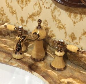 Rubinetti per lavandino del bagno Colore oro 8 pollici Diffuso 3 pezzi Rubinetto per lavabo Miscelatore Nave libera Pietra gialla